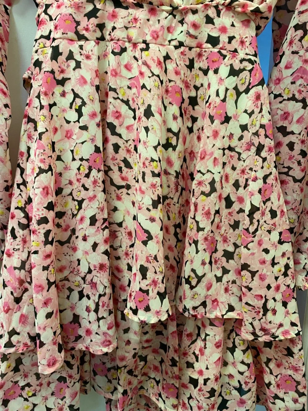 Japna Pink Floral V-Neck Long Sleeve Tiered Dress - Picture 5 of 10